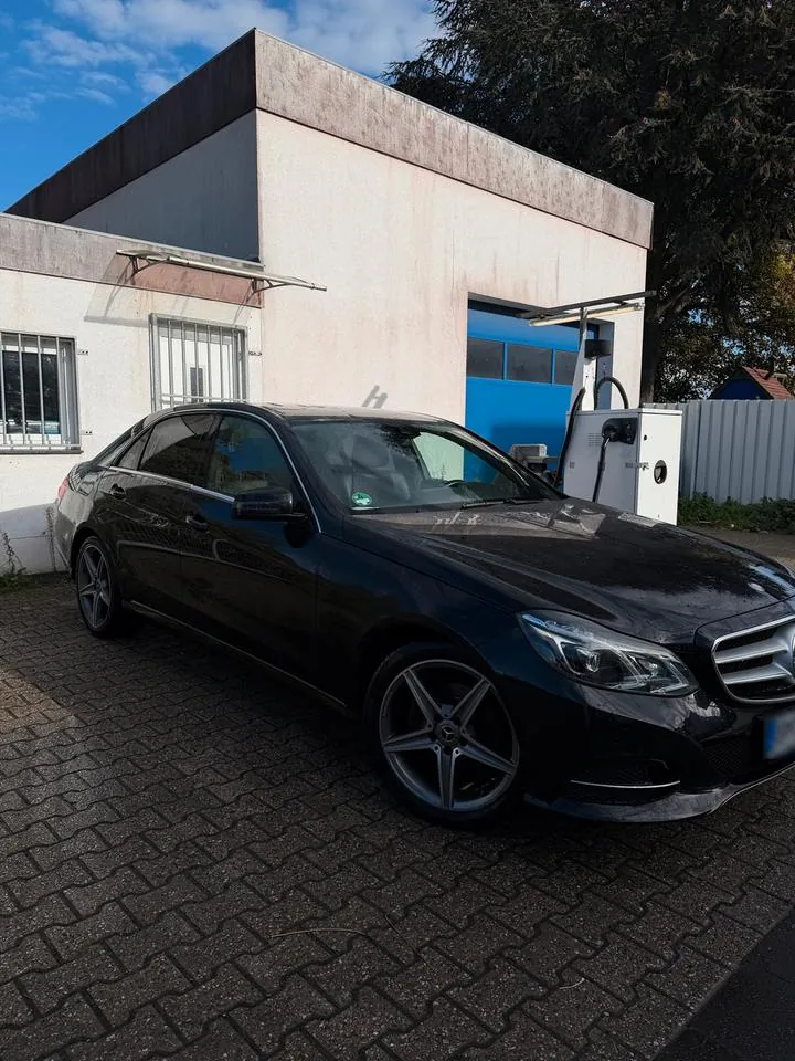 Mercedes-Benz E