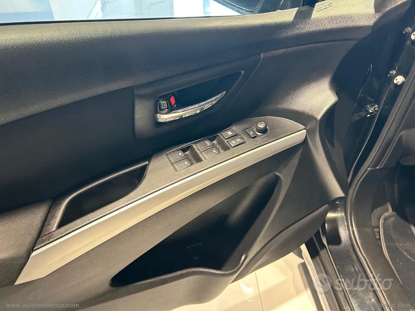 Suzuki S-Cross 2014 photo 5