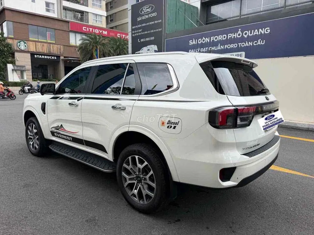 Ford Everest 2024 photo 3