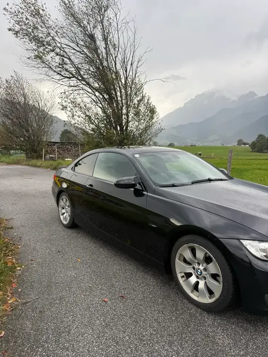 BMW 3 Series 2007 photo 3
