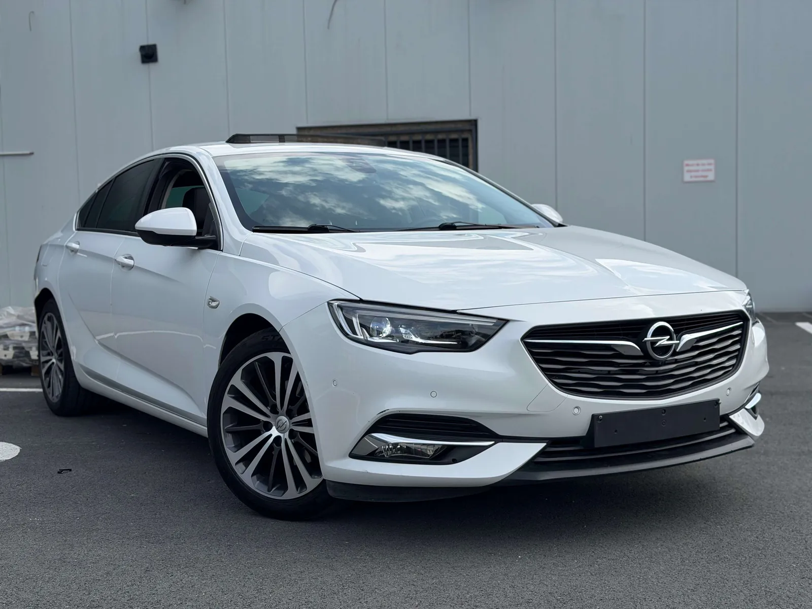 Opel Insignia 2018 photo 2