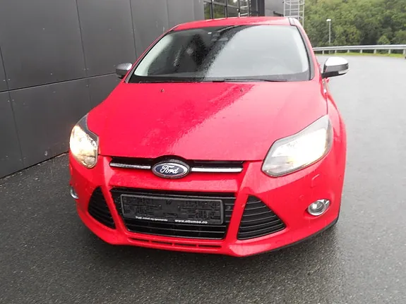 Ford Focus 2011 photo 3
