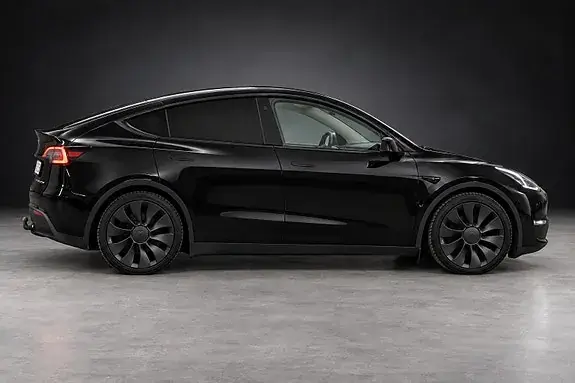 Tesla Model Y 2023 photo 4