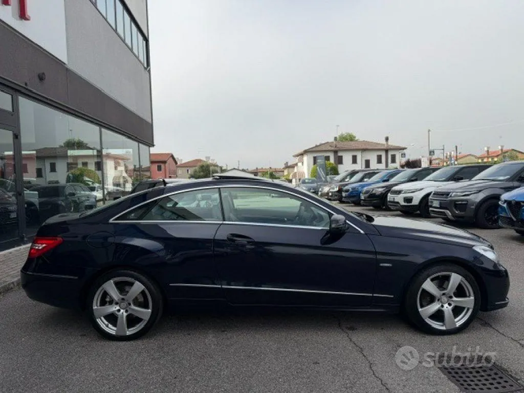 Mercedes-Benz E-Class 2010 photo 5