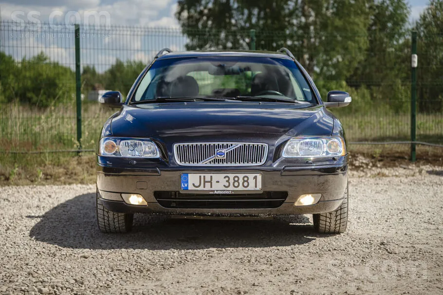 Volvo V70 2007 photo 2