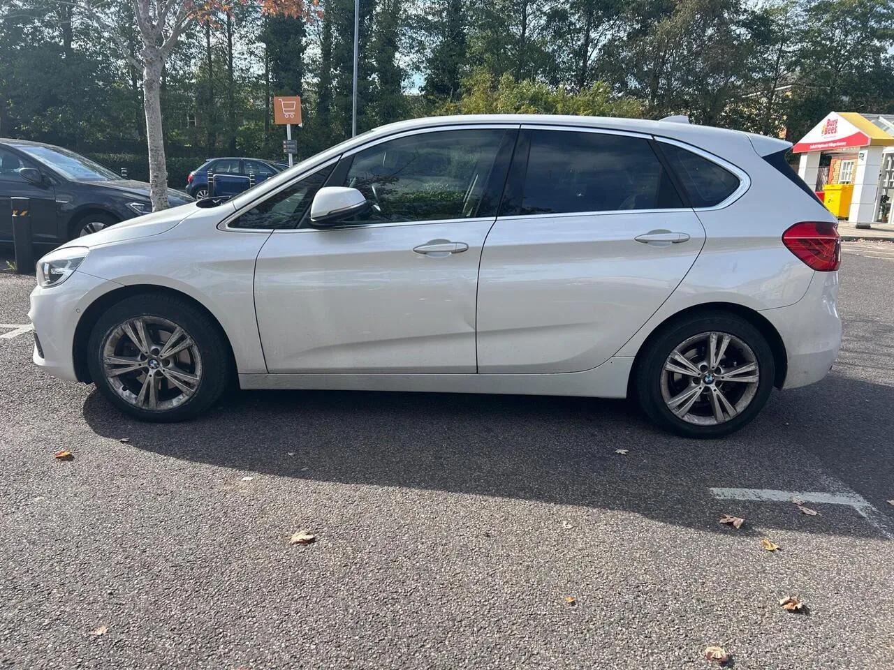 BMW 2 Series Active Tourer 2015 photo 2