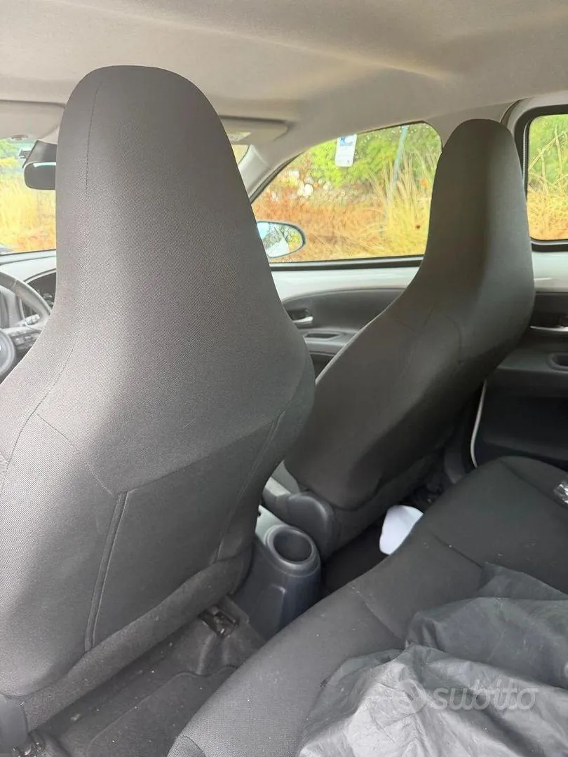 Toyota Aygo 2023 photo 2