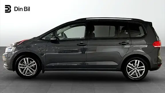 Volkswagen Touran 2026 photo 2