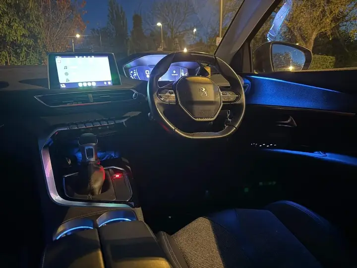 Peugeot 3008 2019 photo 5