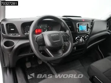 Iveco Daily 2023 photo 3