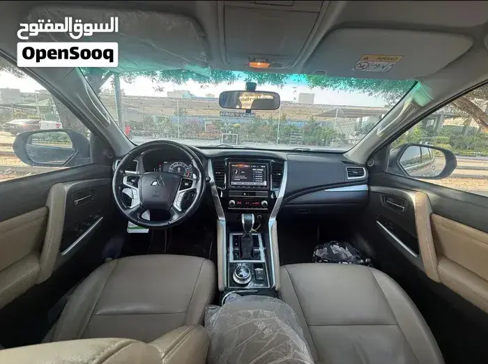 Mitsubishi Montero Sport 2020 photo 3