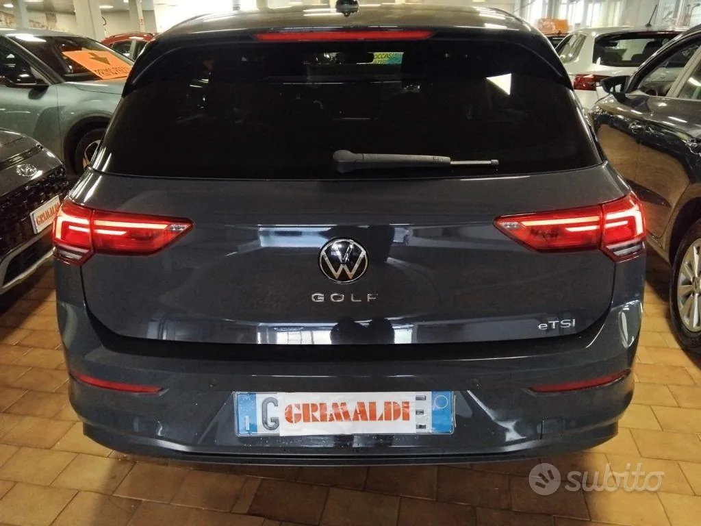 Volkswagen Golf 2024 photo 5