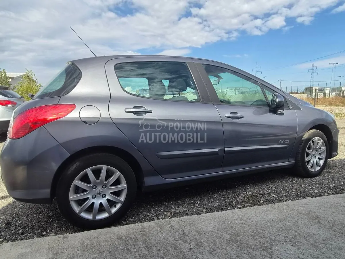 Peugeot 308 2010 photo 5