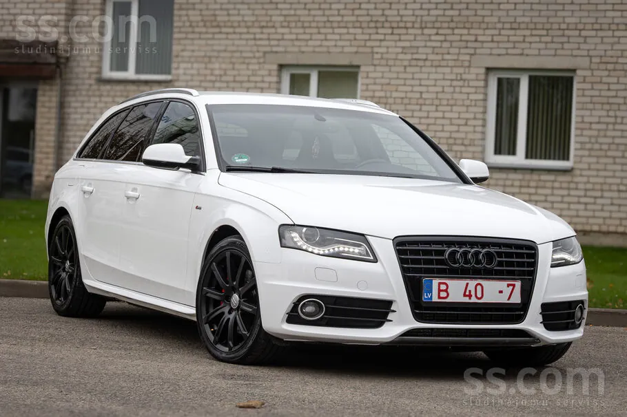 Audi A4 2010 photo 4