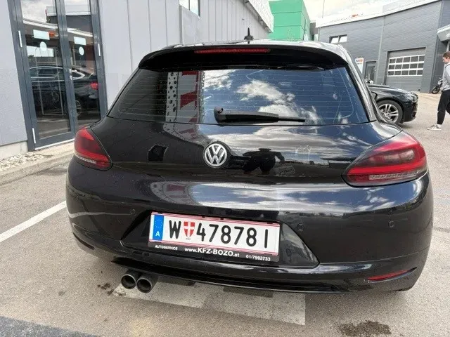 Volkswagen Scirocco 2011 photo 2