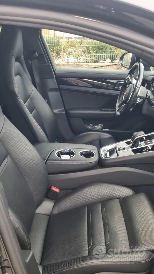 Porsche Panamera 2018 photo 5