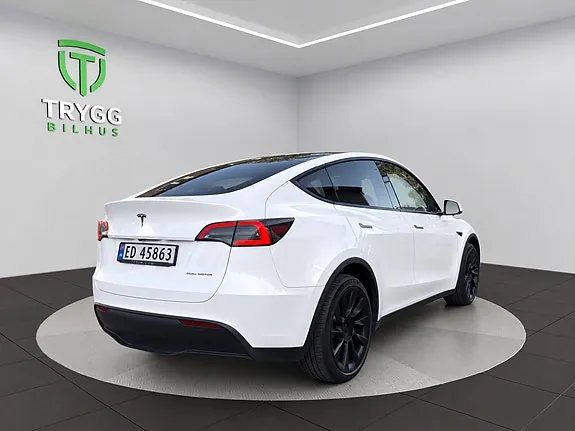 Tesla Model Y 2021 photo 5