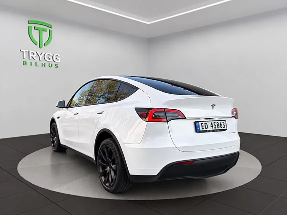Tesla Model Y 2021 photo 3