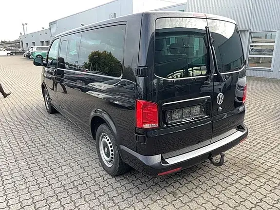 Volkswagen Caravelle 2022 photo 2