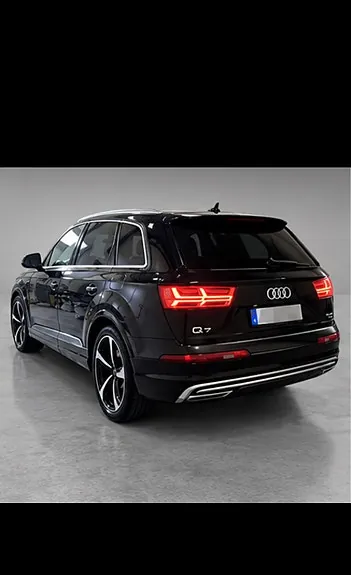 Audi Q7 2018 photo 2