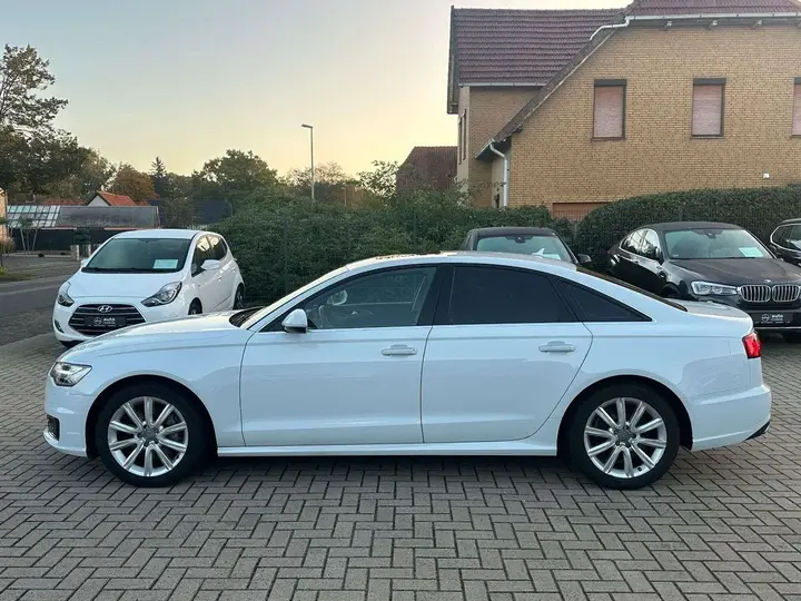 Audi A6 2016 photo 2