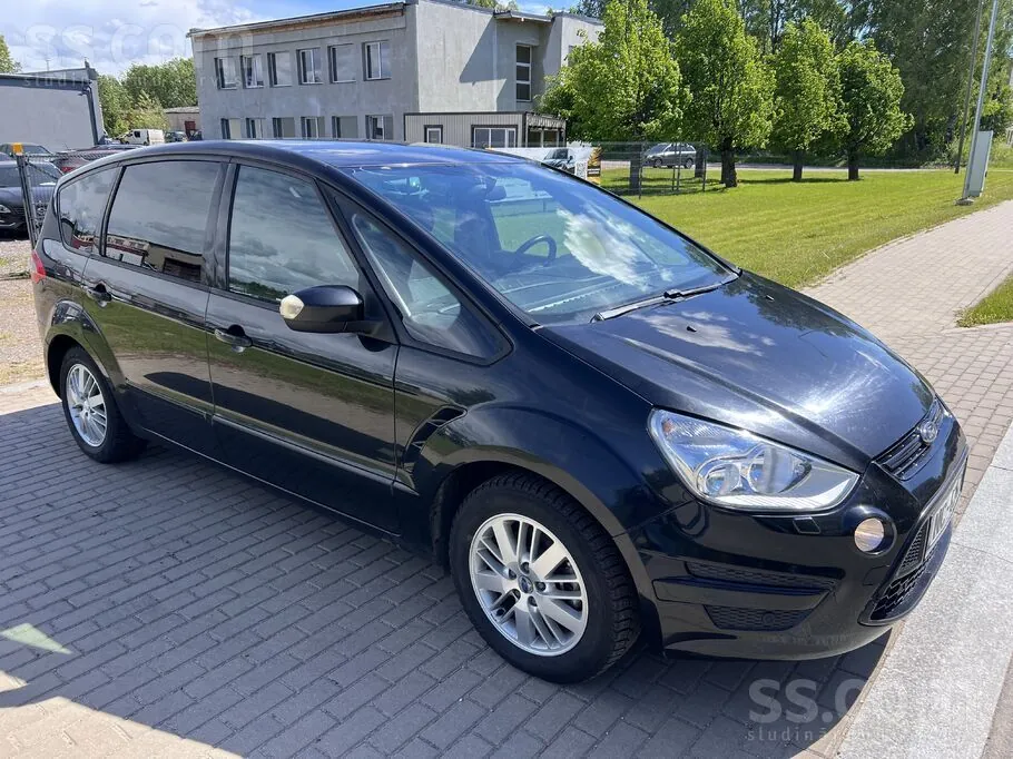 Ford S-Max 2012 photo 3