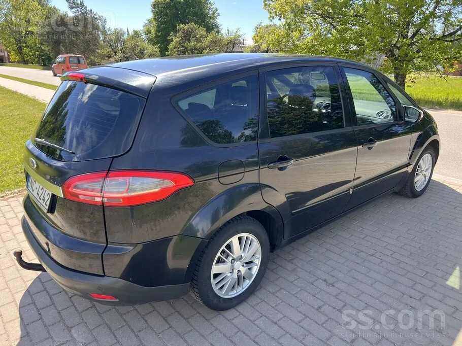Ford S-Max 2012 photo 4