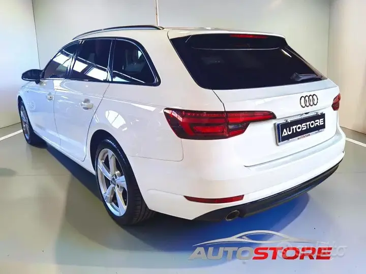 Audi A4 Avant 2018 photo 4