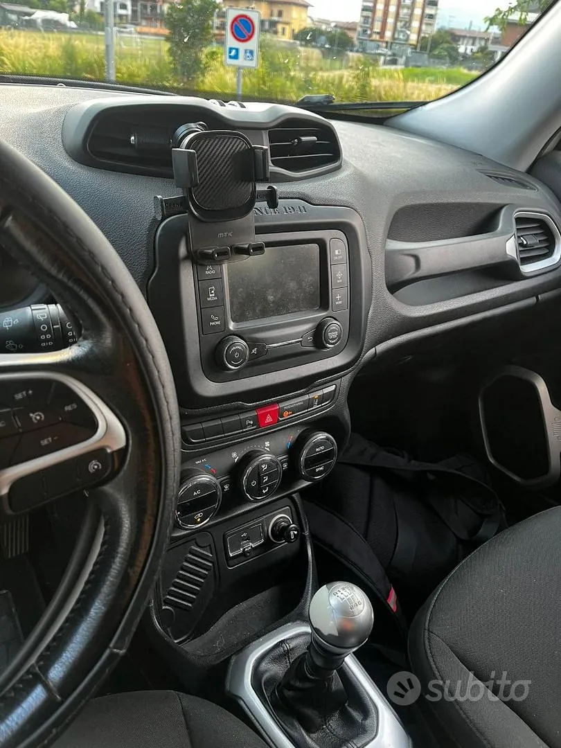 Jeep Renegade 2015 photo 5