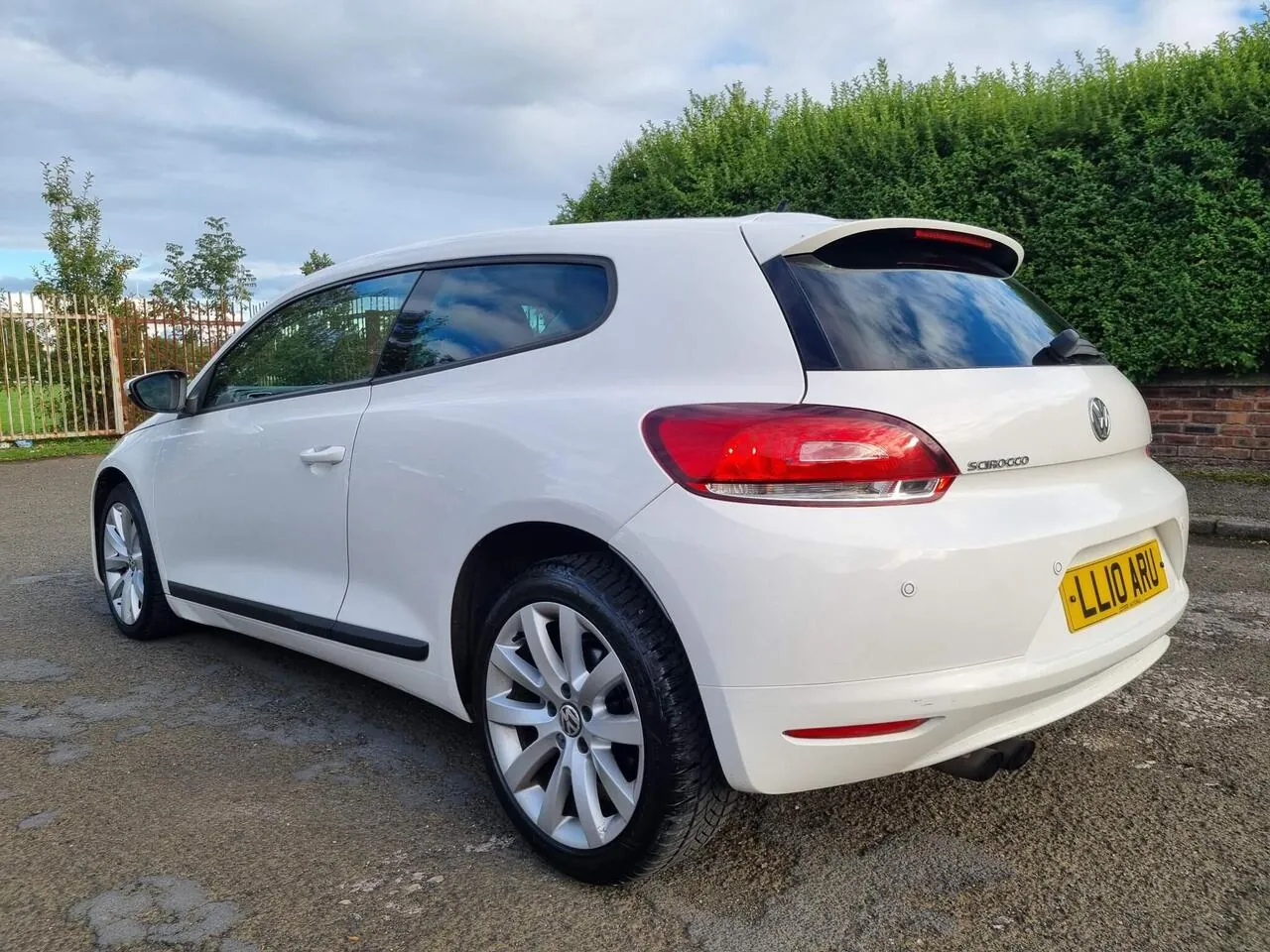 Volkswagen Scirocco 2010 photo 4