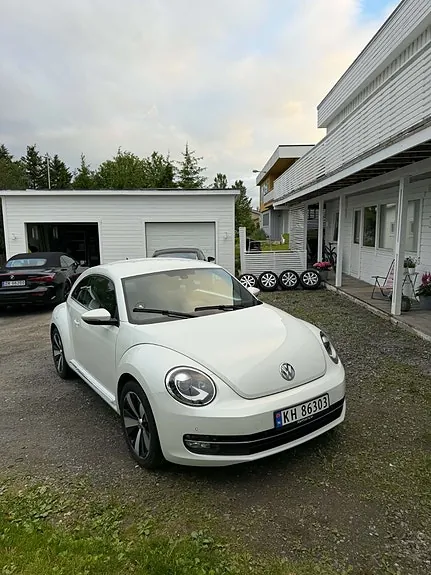 Volkswagen Beetle 2012 photo 2