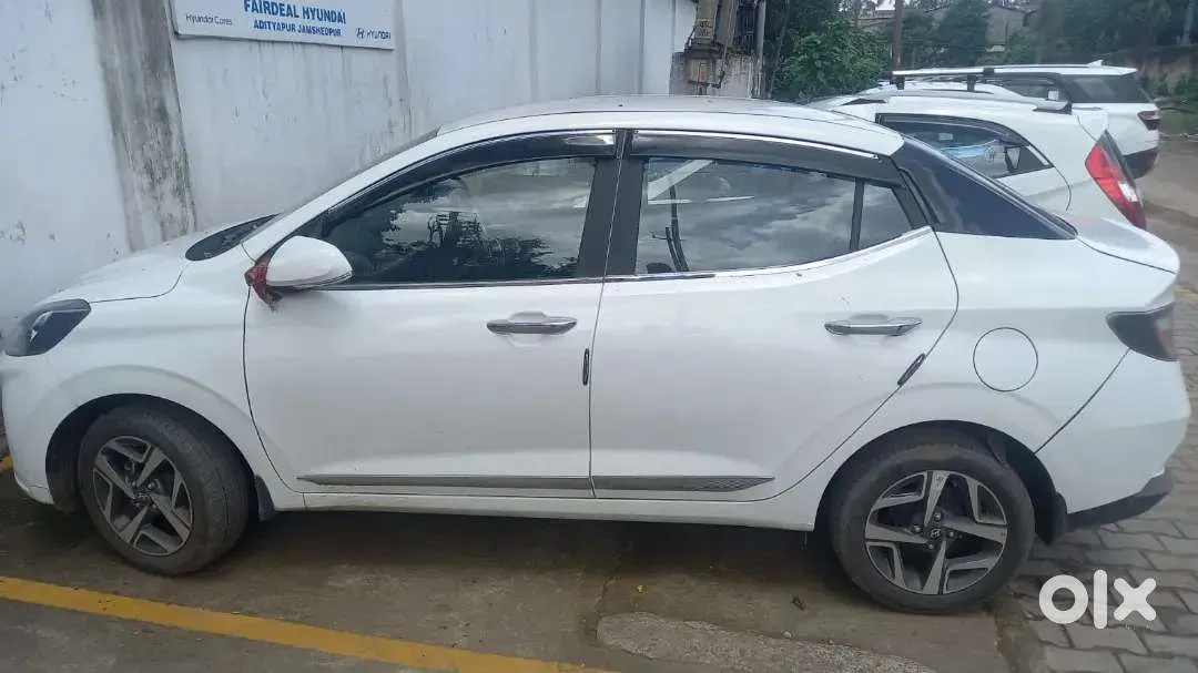 Hyundai Aura