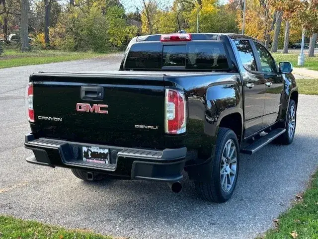 GMC Canyon 2018 photo 3