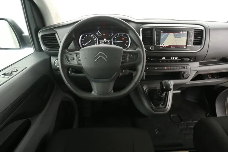 Citroen Jumpy 2018 photo 2