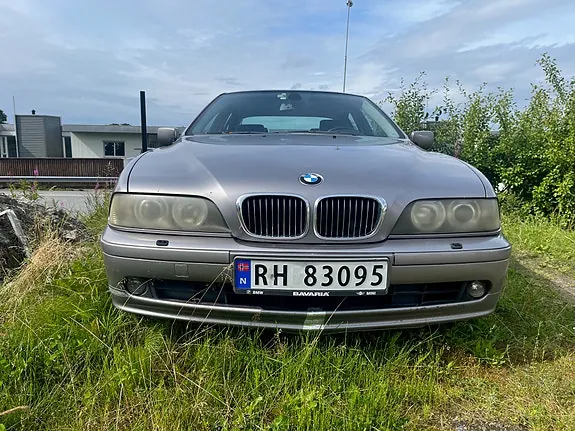 BMW 520I 2001 photo 2