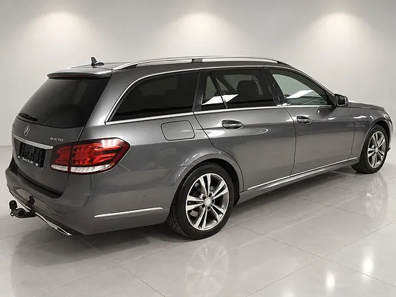 Mercedes-Benz 220 D 2016 photo 3