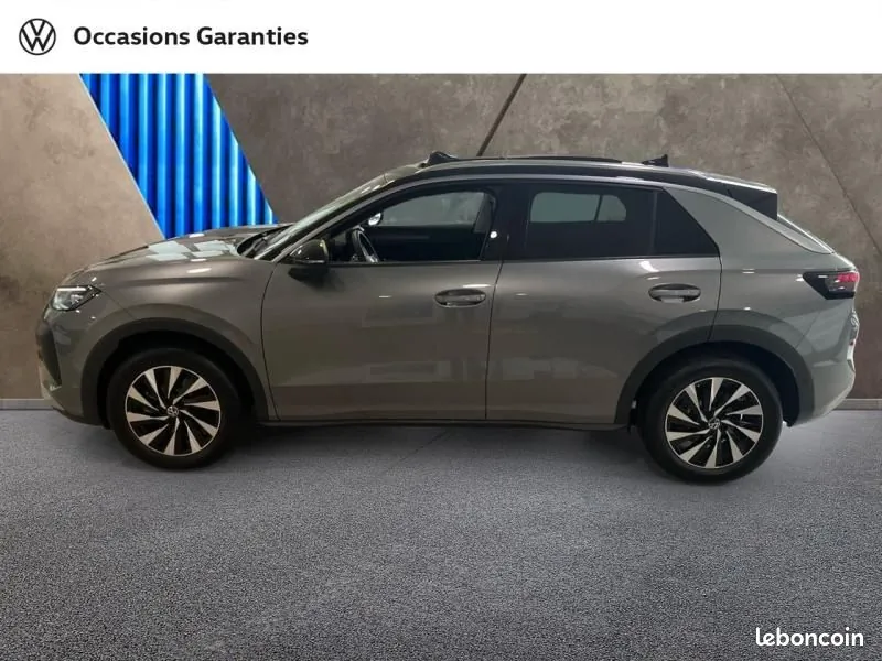 Volkswagen T-Roc 2026 photo 2