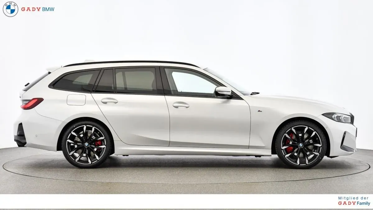 BMW 3 Series 2024 photo 4