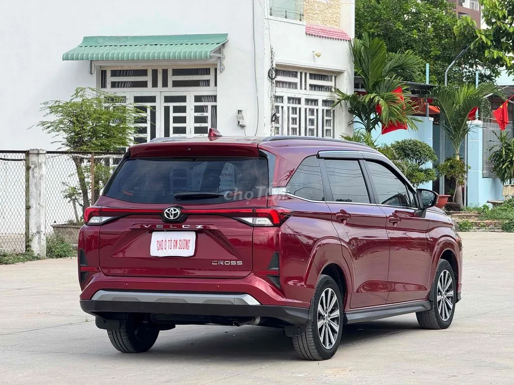 Toyota Veloz Cross 2022 photo 3