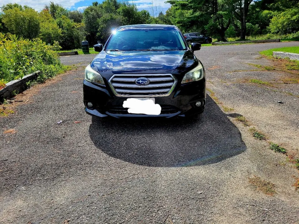 Subaru Legacy 2016 photo 2