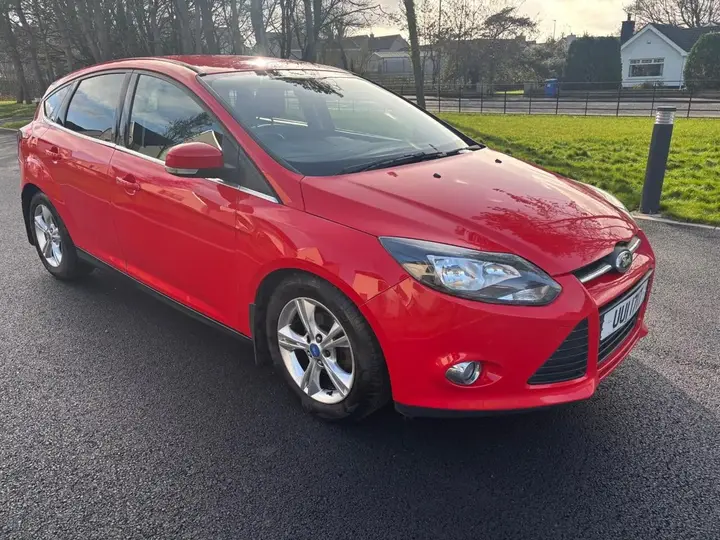 Ford Focus 2013 photo 3