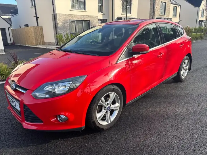 Ford Focus 2013 photo 4