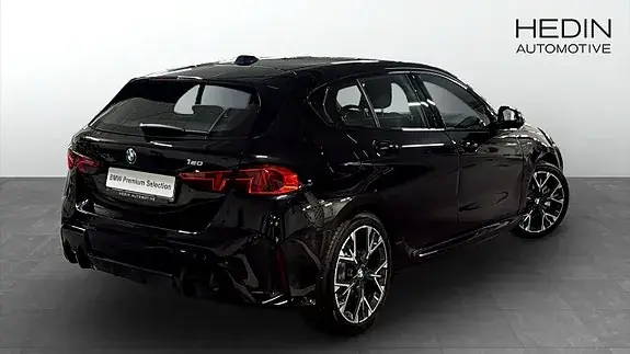 BMW 120 2026 photo 2