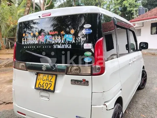 Suzuki Spacia