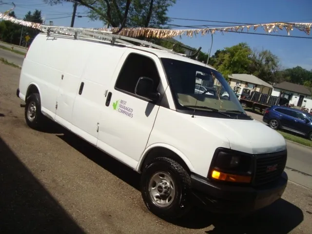 GMC Savana 2013 photo 4
