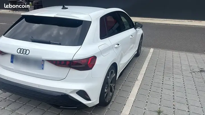 Audi A3 Sportback 2025 photo 2