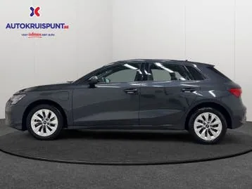 Audi A3 2022 photo 2