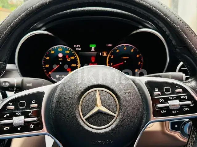 Mercedes-Benz C200 2020 photo 3