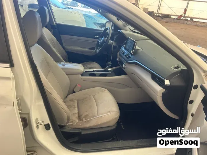 Nissan Altima 2019 photo 3