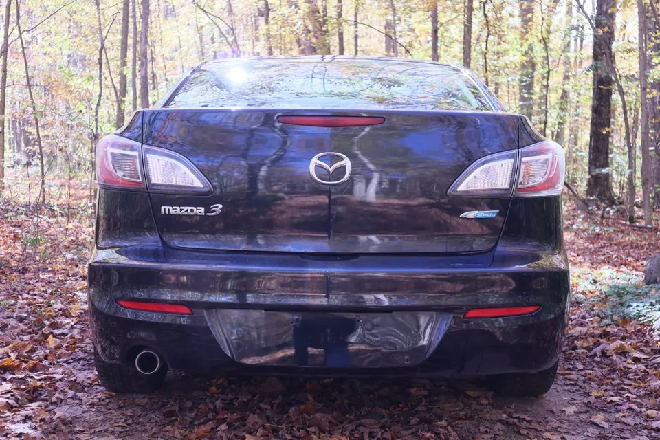 Mazda 3 2012 photo 3